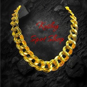 Vintage SIGNED MONET GOLD CHAIN LINKS ✨😍 Statement Piece Necklace ✨😍 20”L